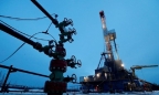 Giá dầu Brent phá ngưỡng 105 USD một thùng lần đầu tiên từ năm 2014