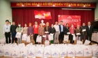 Hòa Phát mang ‘Xuân yêu thương’ tới gia đình nghèo tại 13 tỉnh thành
