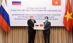 Việt Nam tặng Nga 150.000 khẩu trang kháng khuẩn chống dịch Covid-19