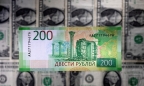 Bất chấp Nga nỗ lực ‘giải cứu’, đồng ruble xuống đáy 17 tháng