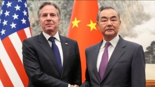 Ngoại trưởng Mỹ tới Bắc Kinh, Trung Quốc cảnh báo ‘đừng bước qua lằn ranh đỏ’