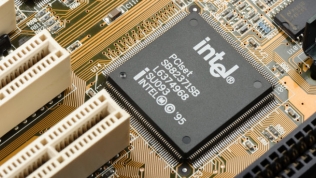 Giá tiền ảo hôm nay (1/12): Intel nhận bằng sáng chế giúp đào Bitcoin tiết kiệm điện
