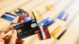 Mỗi người cần có bao nhiêu thẻ tín dụng?