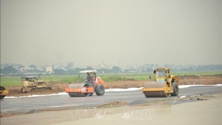 Đề xuất thi công trở lại dự án nâng cấp đường băng sân bay Tân Sơn Nhất