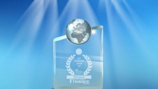 PVcomBank tiếp tục được vinh danh với 3 giải thưởng quốc tế lớn