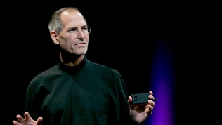 Steve Jobs khởi nghiệp 'không giống ai' vẫn thành công