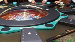 Kinh doanh casino: Nhà đầu tư chờ nghị định