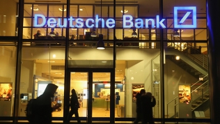 Deutsche Bank lỗ ròng 1,4 tỷ euro trong năm 2016