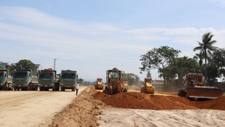 Chủ đầu tư xin kéo dài tiến độ dự án đường ven biển nối TP. Sầm Sơn với khu kinh tế Nghi Sơn 1.480 tỷ đồng