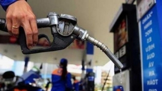 Chính phủ đề xuất duy trì Quỹ bình ổn giá xăng dầu