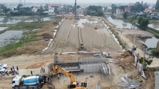 Dồn lực thi công cao tốc nối Thanh Hoá - Nghệ An