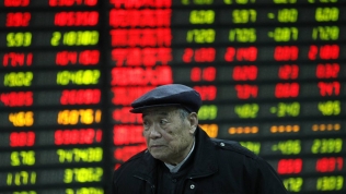 'Bốc hơi' 7,2%, chứng khoán Trung Quốc đóng cửa giao dịch ngay đầu phiên