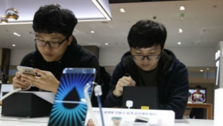 Thất vọng vì sự cố Galaxy Note 7, hàng trăm người Hàn kiện Samsung