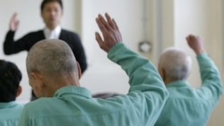 Chi phí sinh hoạt đắt đỏ, người già Nhật phạm tội để được đi tù