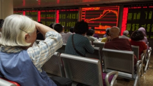 Quỹ đầu cơ châu Á: 'Mua cổ phiếu Việt Nam, tránh cổ phiếu Trung Quốc'