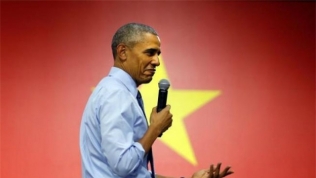 Video hậu trường chuyến thăm Việt Nam của Tổng thống Obama gây sốt
