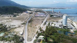 Quy hoạch khu kinh tế Vân Phong: Không sử dụng cụm từ ‘đô thị sân bay’