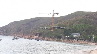 Resort hơn 1 thập kỷ vẫn chưa xong: Bình Định cảnh báo 'sẽ chấm dứt dự án'