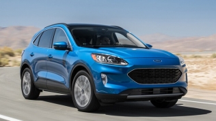 Ra mắt chưa lâu, Ford Escape 2020 dính án triệu hồi tại Mỹ