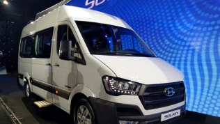 Bảng giá xe Hyundai tháng 3/2019: Minibus Solati giảm 30 triệu đồng