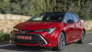 Toyota Corolla Altis 2020 bổ sung nhiều trang bị an toàn mới