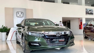 Quá ‘ế ẩm’, Honda Accord giảm ‘sốc’ 150 triệu đồng