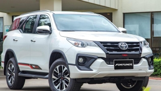 Bảng giá xe Toyota tháng 8/2020: Toyota Fortuner ưu đãi 125 triệu đồng