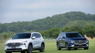 Doanh số Hyundai Santa Fe giảm 30%, 'hụt hơi' trước Ford Everest