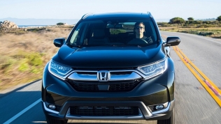 Giá xe ô tô Honda 2018: Khoe dàn xe mới, nhưng chờ công bố giá