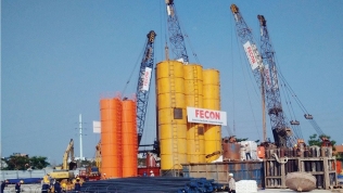 FECON trúng thêm gói thầu lớn tại dự án ô tô Vinfast và thép Hòa Phát Dung Quất