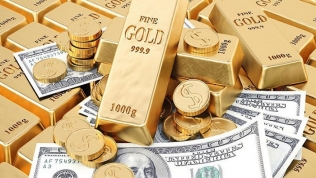 Giá vàng hôm nay (2/8): Vàng dò đáy sau đe dọa của Tổng thống  Trump