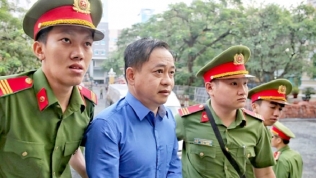 Ông Trần Phương Bình và Vũ 'nhôm' kháng cáo vụ Ngân hàng Đông Á
