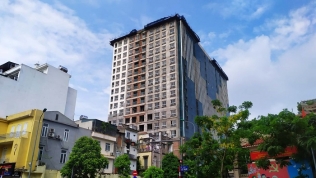 BĐS tuần qua: Hà Nội vẫn loay hoay phương án xử lý 8B Lê Trực, BIDV rao bán 65 căn chung cư giá rẻ
