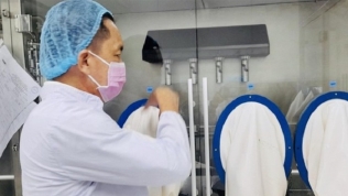 Sẽ sớm có vắc-xin và thuốc đặc trị Covid-19 'made in Vietnam'?