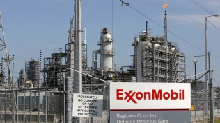 Giá trị tài sản của 'ông lớn' dầu mỏ Exxon Mobil bị giảm 20 tỷ USD