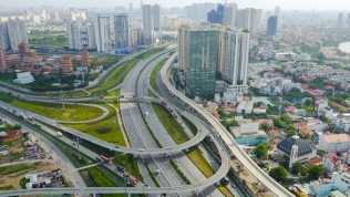 Chục tỷ USD bứt tốc giao thông: 'Ăn theo' hạ tầng không phải chắc thắng