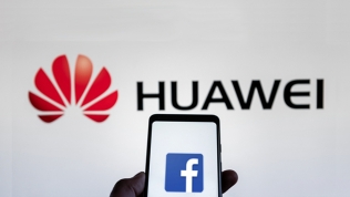 Smartphone mới của Huawei sẽ không còn sẵn ứng dụng Facebook