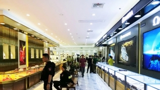 Bộ Công an 'đột kích' trung tâm mua sắm toàn hàng nhái trị giá gần 100 tỷ