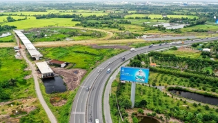 Giao thông tuần qua: Đề xuất đầu tư 7 cao tốc tại ĐBSCL, Quảng Trị 'cầu cứu' Chính phủ về cao tốc Cam Lộ - La Sơn