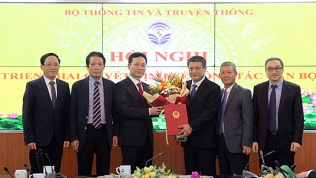 Thứ trưởng Bộ TT&TT Phạm Hồng Hải nghỉ hưu sau 28 năm gắn bó với ngành