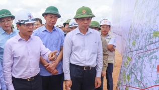 Tân Bộ trưởng Nguyễn Văn Thắng 'trảm' 1 nhà thầu trong lần đầu thị sát cao tốc Bắc - Nam