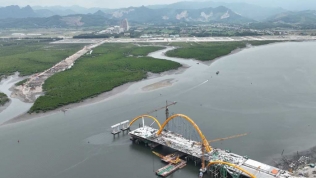 'Soi' tiến độ cầu Cửa Lục 3 hơn 1.700 tỷ đồng tại Quảng Ninh