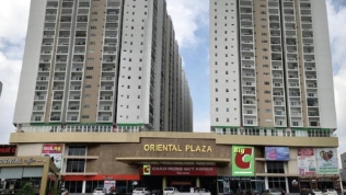 Cưỡng chế 43 căn hộ xây dựng sai phép tại chung cư Oriental Plaza