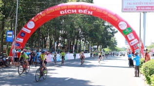 Number 1 Chanh, Dâu tiếp sức vận động viên tại giải xe đạp truyền hình Bình Dương lần thứ IX