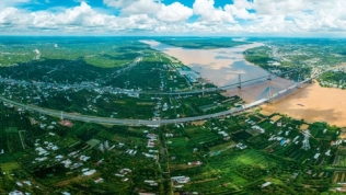 Chính thức thông xe cầu Mỹ Thuận 2