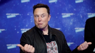Elon Musk không còn được gọi là CEO của Tesla
