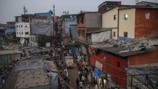 Tỷ phú Gautam Adani đầu tư 620 triệu USD để tu sửa 'khu ổ chuột' lớn nhất thế giới Dharavi