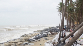 Quảng Nam chi thêm 210 tỷ đồng xây dựng kè chống xói lở khẩn cấp bờ biển Cửa Đại