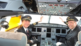 Liên tục mở hãng bay, hàng không Việt lấy phi công từ đâu?