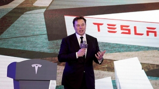 Bức xúc vì lệnh phong tỏa của chính phủ Mỹ, Elon Musk dự định chuyển Tesla khỏi California